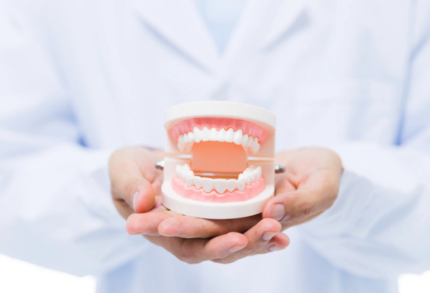 牙齦萎縮怎麼辦？專業牙醫會怎麼做？